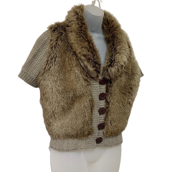 Bisou Bisou Sweater Brown Faux Fur Knit Short Sleeve Button Up XS - Picture 3 of 11